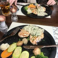 سالنکاروقلیان زن