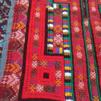 زی آستین|لباس|مهرستان, |دیوار