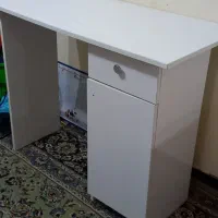 وسایل کاشت ناخن و میز در حد نو|آرایشی، بهداشتی، درمانی|اهواز, کمپلو جنوبی|دیوار