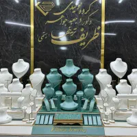 استخدام نیروی خانم و آقا روکش دکور طلا در کارگاه