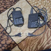 شارژر باتری دوربین سونی همراه با باتری|دوربین عکاسی و فیلمبرداری|تبریز, |دیوار