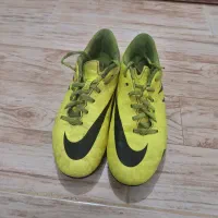 کفش فوتبال سایز 39