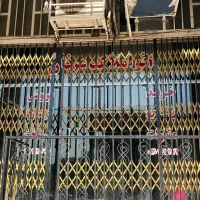 یک عدد درب ویک عدد پنچره یو پی وی سی|مصالح و تجهیزات ساختمان|شیراز, شهرک جماران|دیوار