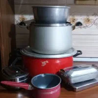 قابلمه تفلون داخلش خط وخش داره کاسه روحی|ظروف پخت‌وپز|تهران, یافت آباد جنوبی|دیوار