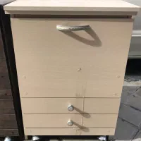 میز چرخ خیاطی کاملا سالم