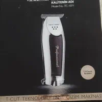 ماشین اصلاح صفر زن و شانه دار مو و ریش