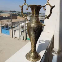 گلدان برنجی سنگین|کلکسیون اشیاء عتیقه|شهریار, شهریار|دیوار