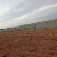 زمین ۲۰۰متری