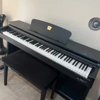 پیانو دیجیتال برگمولر آلمان|پیانو، کیبورد، آکاردئون|شیراز, شهرک ایثار|دیوار