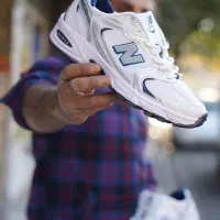 فروش عمده کتونی نیوبالانس 530