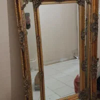 آینه قدی تمیز