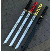 کاتانا قرمز نونو