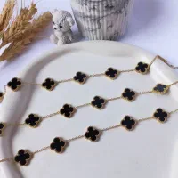 گوشواره ۳۹ تومن رنگ ثابت ضمانت|بدلیجات|اصفهان, شاهزید|دیوار