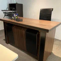 میز مدیریتی و صندلی