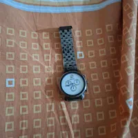 یک عدد ساعت|ساعت|گنبد کاووس, |دیوار