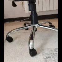 صندلی پشت توری جک دار پایه فلزی|صندلی و نیمکت|قم, زنبیل آباد|دیوار