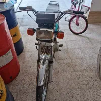 موتور سیکلت هیرمند تقویت شده 150 پیشتاز