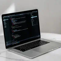 فروش و تعمیرات تخصصی لپ تاپ و کامپیوتر در رشت