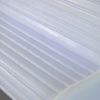 نیمکت شهری پلی اتیلن نورانی برقی چراغ دار led|صندلی و نیمکت|تهران, دریاچه شهدای خلیج فارس|دیوار