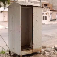 یک عدد دستشویی کانکسی سیار ب فروش میرسد