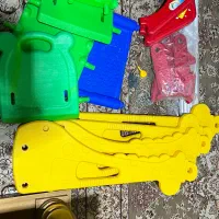 تاب دو قلو|اسباب‌بازی بچه|شیراز, بعثت|دیوار