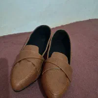 کفش عسلی سایز 38 یکبار هم پوشیده نشده