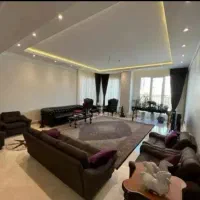 ۸۲متر دستغیب_آسانسوردار_غرق نورنقشه_گذرعالی_وامدار