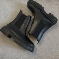 بوت دخترونه نو نو نیم بوت سایز38