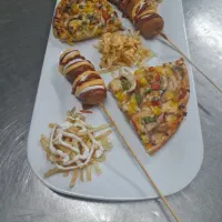 تهیه و طبخ انواع غذاها ی ایرانی و فرنگی|خدمات پذیرایی، مراسم|خمین, |دیوار