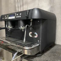 خرید و فروش دستگاه‌های اسپرسو صنعتی و تجهیزات کافه