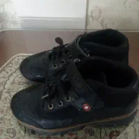 بوت پسرانه سایز ۳۲