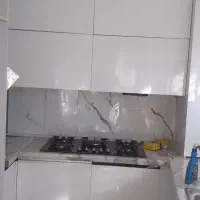 نصب وترمیم کاغذ دیواری و برچسب