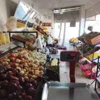 فروشنده تمام وقت و نیمه وقت با حقوق ۱۵ ملیون