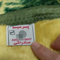 پتوپشمی دونفره|رختخواب، بالش، پتو|خمینی‌شهر, |دیوار