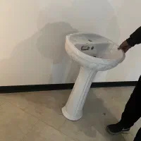 سنگ دست و روشویی و پایه اش