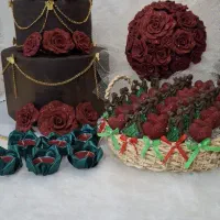 حنا آرایی وبادکنک آرایی وکلیه تزئینات مراسم شما
