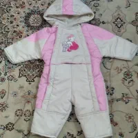 فروش  کاپشن نوزادی و یک عدد آغوشی وتشک بازی کودک|اسباب و اثاث بچه|تهران, فلاح|دیوار