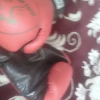 دستکش و بانداژ یوکس|تجهیزات ورزشی|نجفآباد, صالح آباد|دیوار