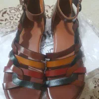 صندل چرم دخترانه سایز ۳۷