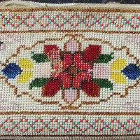 کیف دستی زنانه دستگاه و منجوقی وزن یک کیلو و نیم|کیف، کفش، کمربند|کرج, فاز ۳ مهرشهر|دیوار