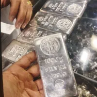 خرید و فروش نقره شمش وشکسته