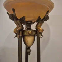 اباژور.ایستاده|لوستر و چراغ آویز|اصفهان, باغ نگاره|دیوار