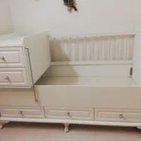 تخت نوزاد و نوجوان