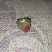 هفت عدد انگشترای کهنه وبکر|کلکسیون اشیاء عتیقه|قدس, شهر‌قدس|دیوار