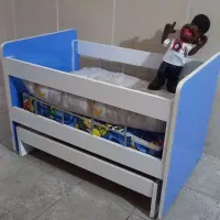 تخت گهواره کودک کارکرده پسرانه|تخت و صندلی بچه|محمدیه-قزوین, |دیوار