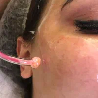 سالن تخصصی پوست ومو توسط منتخب مسابقات پوست کشور