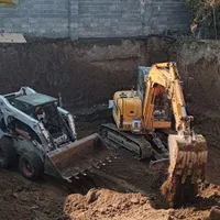 اجاره مینی بیل بابکت پیکور