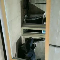 آینه آرایشگاه سرشور صندلی|آرایشگاه و سالنهای زیبایی|بومهن, |دیوار