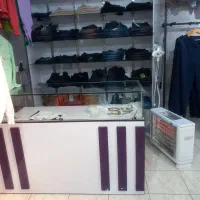 میز پیشخوان وطبقه