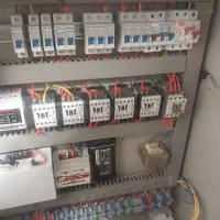 تابلو برق|ماشین‌آلات صنعتی|فولادشهر, A1|دیوار